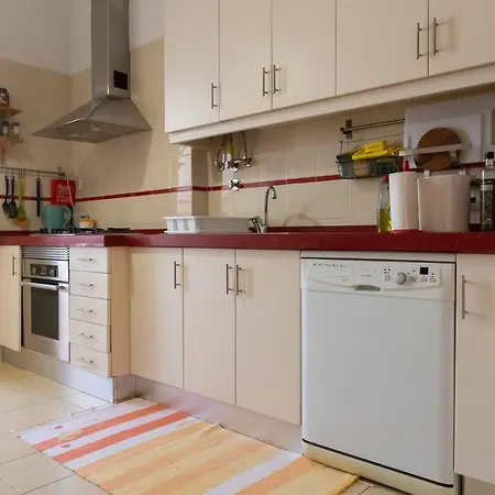 Bem Portugues. Apartamento Agradavel Apartment