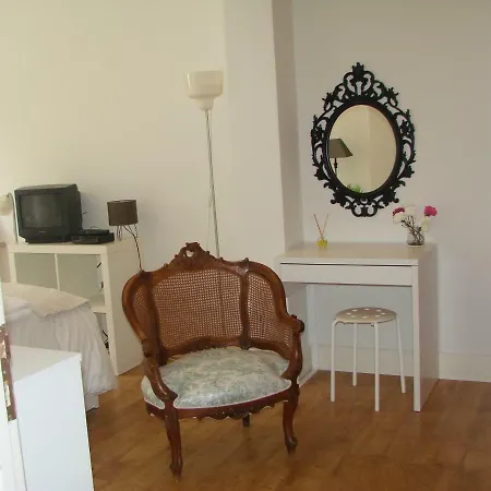 Bem Portugues. Apartamento Agradavel Lissabon
